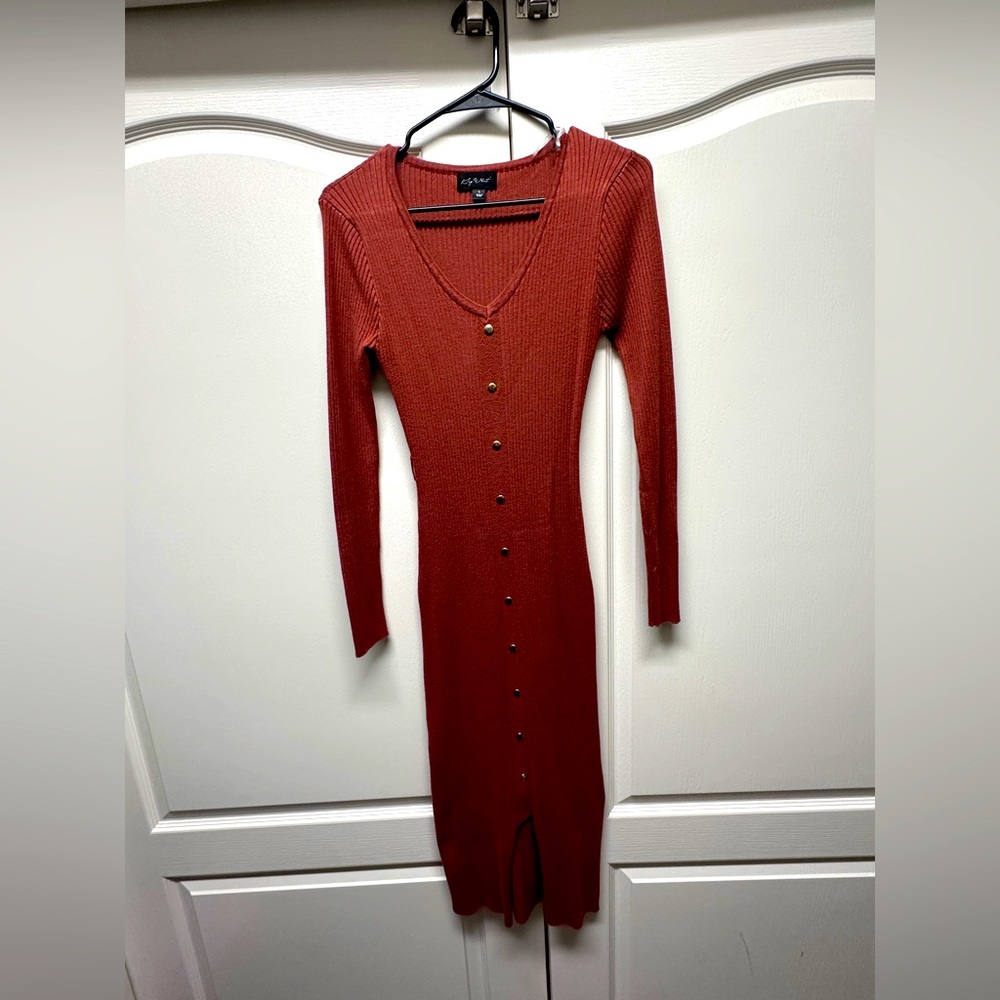 Beautiful brick orange fitted midi dress
